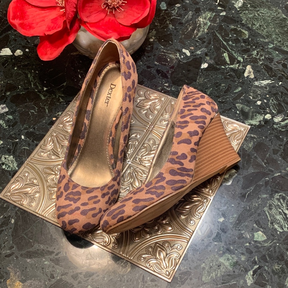 🌹VINTAGE Dexter • Women's Brown Leopard Wedge Heels